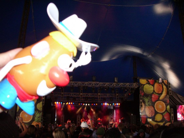 Pedro likes Operator Please