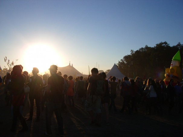 Splendour in the Dust