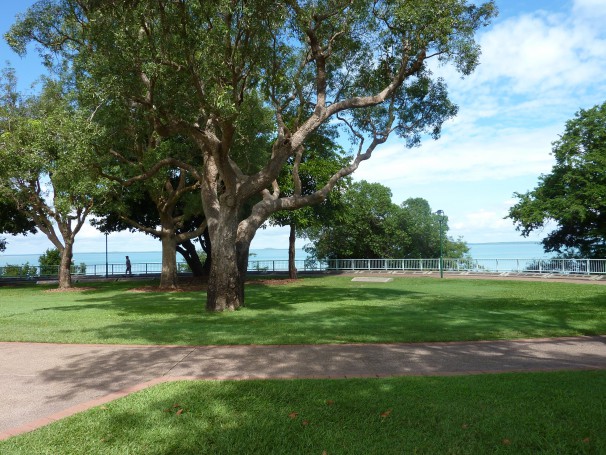 Bicentennial Park, Darwin. Hot.