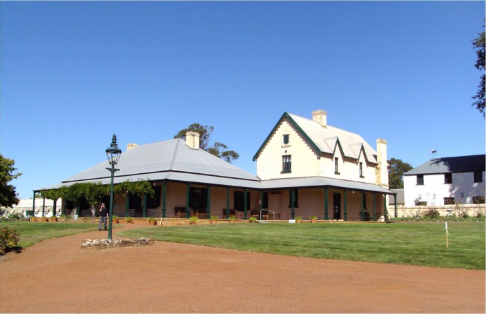 The single storey part of Entally House at hadspen dates from 1819 and the two storey part from much later.