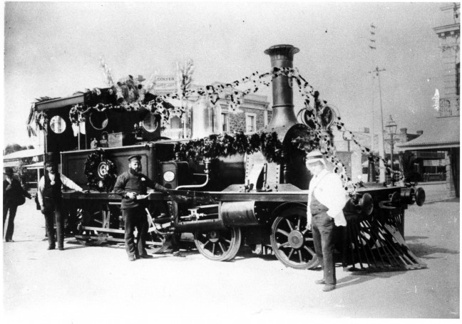 1880 Victoria Square - Adelaide loco Glenelg Railway No. 6 decorated (mb-b21-c30)