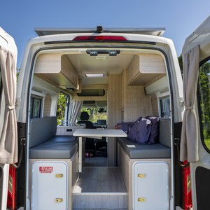 Apollo Hitop AU Open Rear Doors