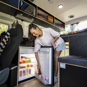Britz HiTop Voyager 4 Berth – AU Compact Fridge Access