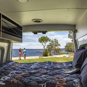 Britz HiTop Voyager 4 Berth – AU Rear Double Bed