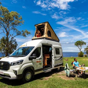 Britz HiTop Voyager 4 Berth – AU Side Open Popup