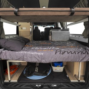 Mighty Highball AU Rear Bunk Beds through Doors