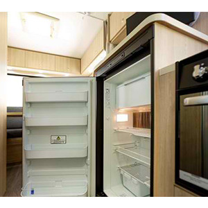 StarRV Hercules Motorhome – 6 Berth – fridge