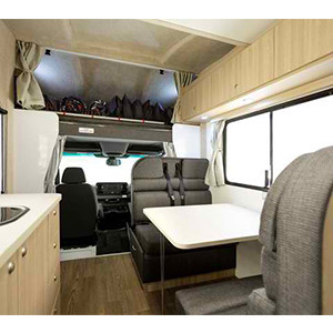 StarRV Hercules Motorhome – 6 Berth – internal photo (1)