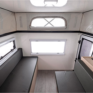 apollo-adventurer-4wd-2-berth-interior