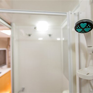 apollo-euro-camper-4-berth-shower