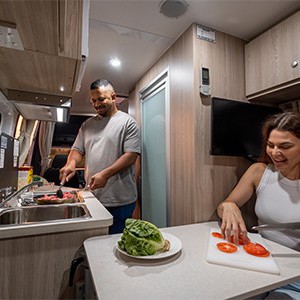 apollo-euro-tourer-2-berth-dinette