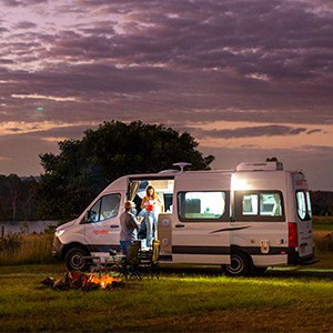 apollo-euro-tourer-2-berth-exterior-night