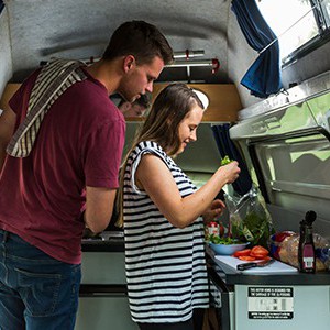 mighty-highball-campervan-2-berth-cooking-area