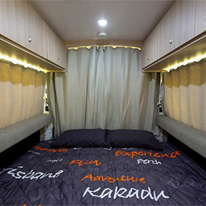starrv-aquila-motorhome-2-berth-bed-setup