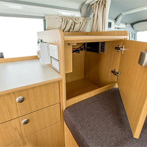 cheapa-trailfinder-2-berth-interior-storage