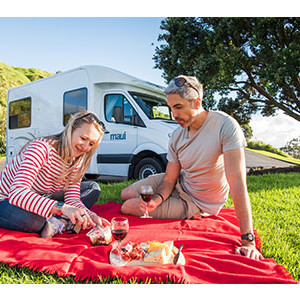 Maui Cascade Motorhome – 4 Berth – picnic