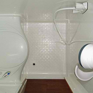KC Southern Cross Motorhome – 2 Berth – bathroom