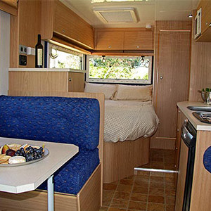 KC Southern Cross Motorhome – 2 Berth – internal photo 2