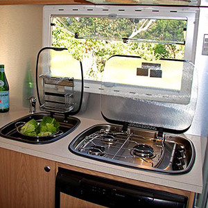 KC Southern Cross Motorhome – 2 Berth – sink and stove