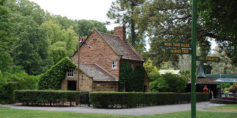 Captain Cook's cottage
