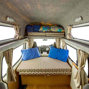 Hippie Endeavour Campervan – 4 Berth – internal photo