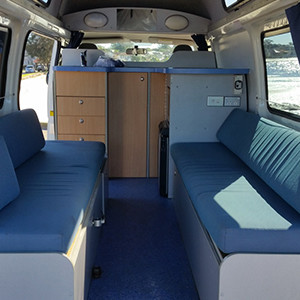 AS HighTop Side-Facing Campervan – 3 Berth – convertible bed