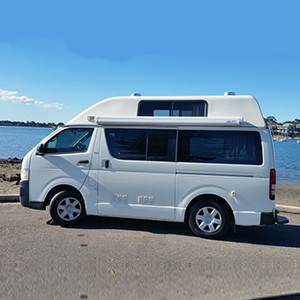 AS HighTop Side-Facing Campervan – 3 Berth – external photo