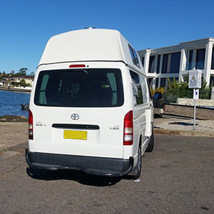 AS HighTop Side-Facing Campervan – 3 Berth – rear view
