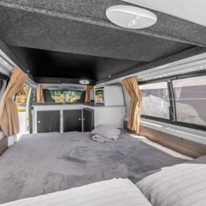 Camperman Maxie HighTop Campervan – 3 Berth Bed