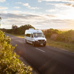 Mighty Deuce Plus Motorhome – 3 Berth Exterior 2