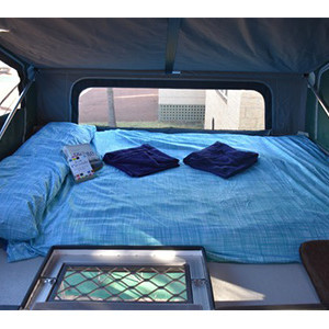 BB 4WD Campervan – 2-4 Berth – double bed