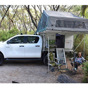 CA Hilux 4WD With TrayOn – 4 Berth – awning