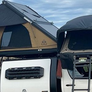 BC Camper 4WD – 5 Berth Tent 3