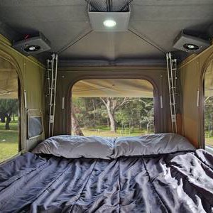 WA 79 Series Toyota Landcruiser – 2 Berth Interior bed