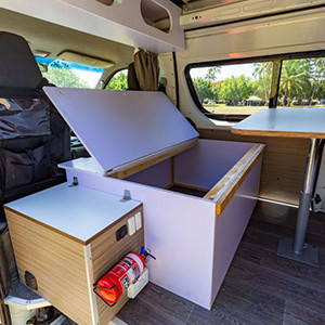 Camperman Maxie Deluxe HighTop Campervan – 4 Berth-storage (3)
