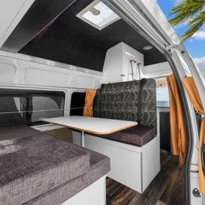 Camperman Maxie Deluxe HighTop Campervan – 4 Berth Dinette