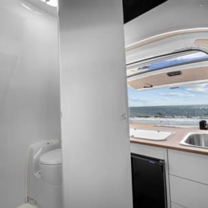 Camperman Maxie Deluxe HighTop Campervan – 4 Berth Interior