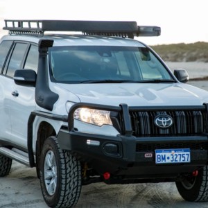 RS Land Cruiser Prado 4WD Front View