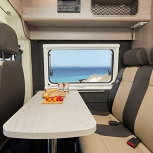 LGM Fiat Ducato – 4 Berth Dinette
