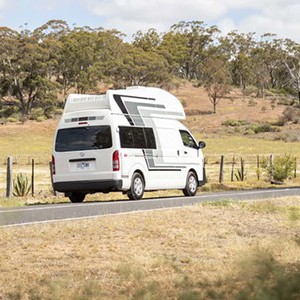 as-kea-navigator-campervan-4-berth-exterior-rear