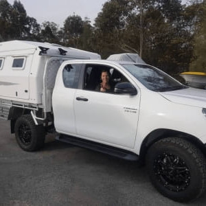 CA Hilux 4WD – 2 Berth Side View 2