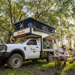 Britz Maverick 4wd 2 Berth AU Exterior Driver Side View 3