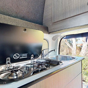 GoCheap Hi Top Campervan – 4 Berth – cooktop