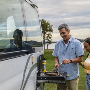 Apollo Euro Plus AU Couple Outdoor Cooking