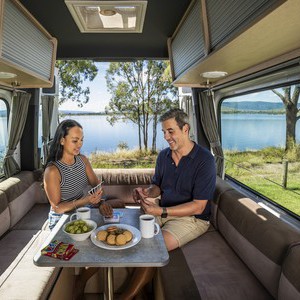 Apollo Euro Plus AU Couple Rear Dining