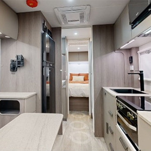 LGM Grandiose Motorhome – 2 Berth-interior