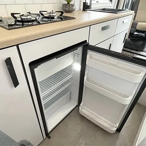 StarRV Polaris Motorhome – 2 Berth-fridge