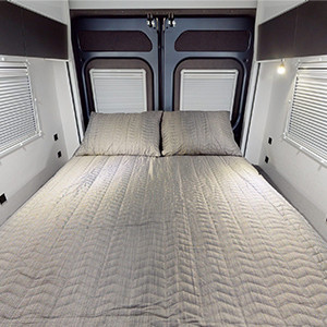 StarRV Polaris Motorhome – 2+2 Berth-bed