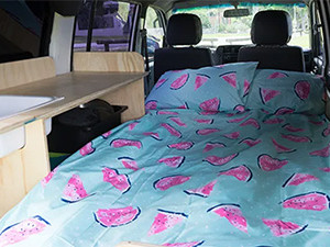 WC 2-Seater Hightop-bed WC 2-Seater Hightop-bed