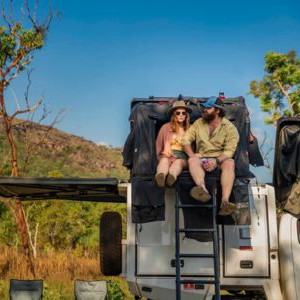 Britz Warrior 4wd 4 Berth AU Exterior Rear Rooftop Tent Ladder View